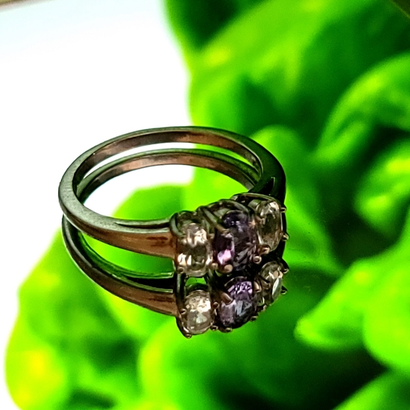 Three stone ring - Picture 3 of 3